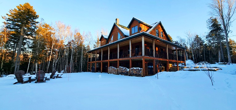 Cabins (United States of America, Beaver Cove, Maine)