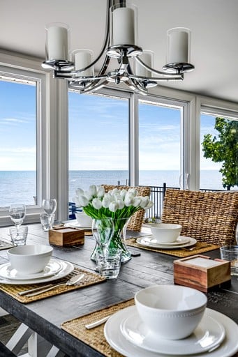 Cottages (Canada, Kingsville, Ontario)