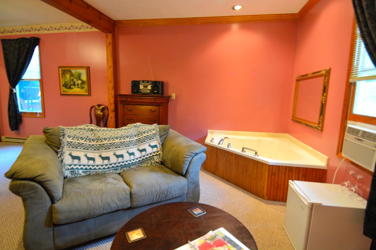 Nature Lodges (Oakland, Maryland, United States)