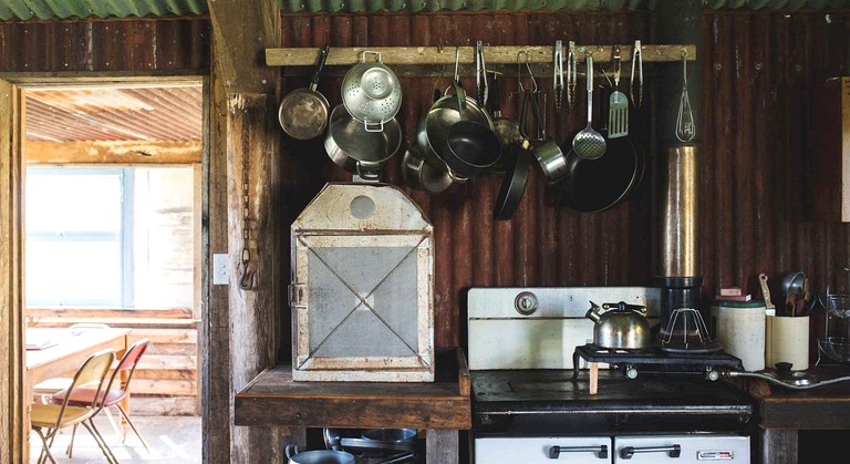 Cabins (Hernani, New South Wales, Australia)