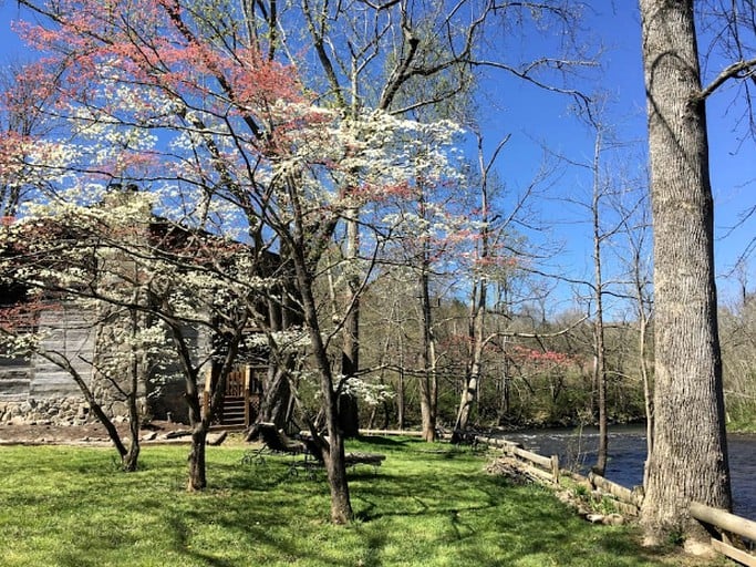 Cabins (Townsend, Tennessee, United States)
