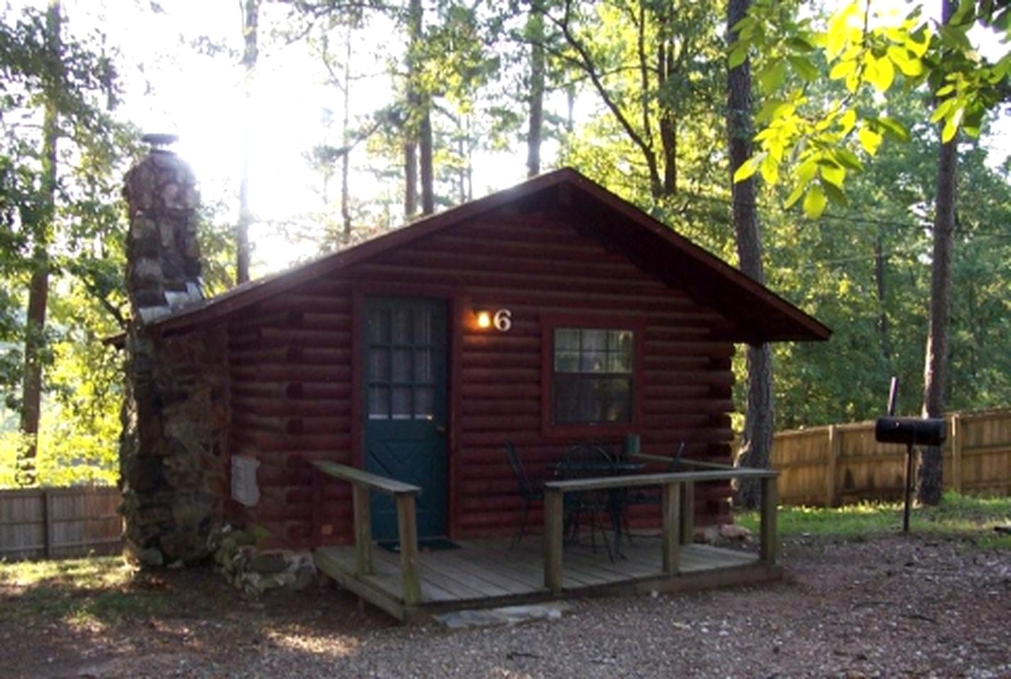 Log Cabins (Broken Bow, Oklahoma, United States)