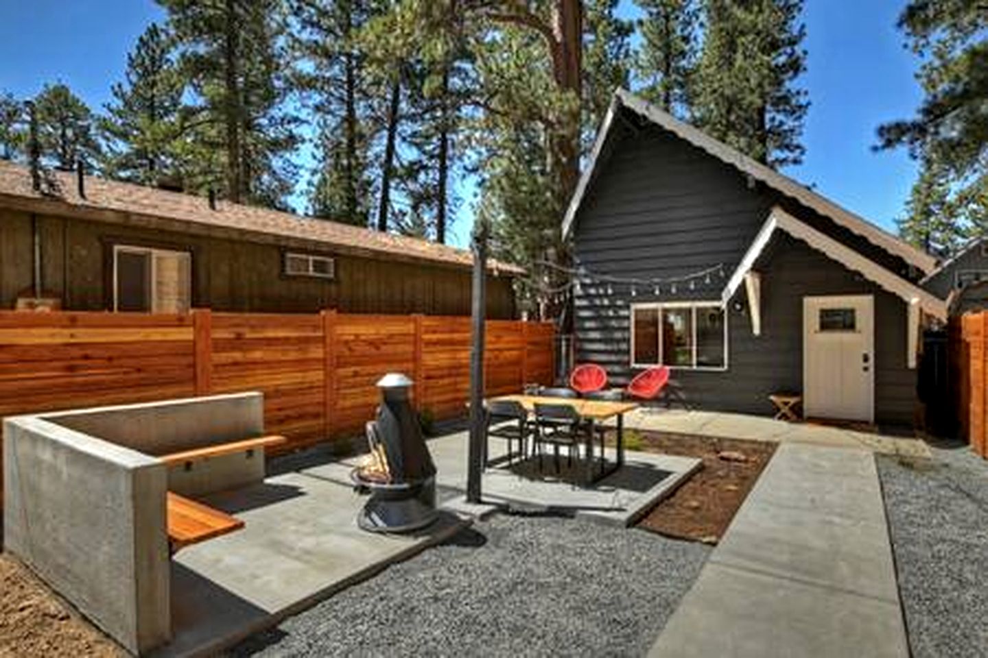 Modern Cabin Ideal for a Family Escape in Big Bear, California
