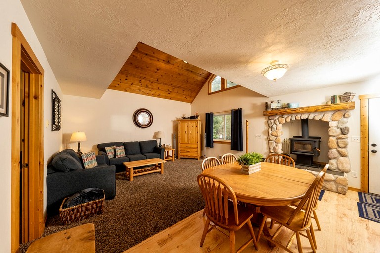 Cabins (United States of America, Donnelly, Idaho)