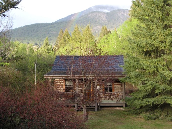 Cabins (Windemere, British Columbia, Canada)