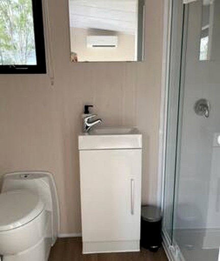 Tiny Houses (Australia, Wights Mountain, Queensland)