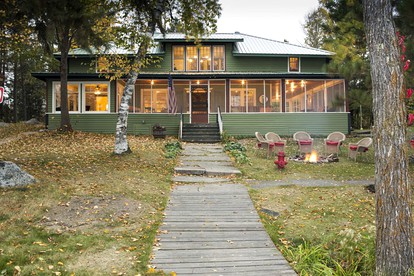 House for rent on a private island: Minnesota Pelican Lake.