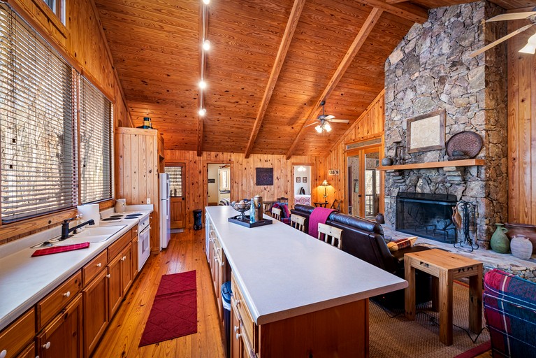 Cabins (United States of America, Mentone, Alabama)