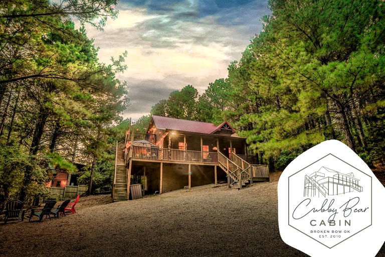 Cabins (United States of America, Broken Bow, Oklahoma)