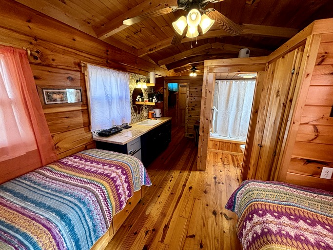 Tiny Houses (United States of America, Sevierville, Tennessee)