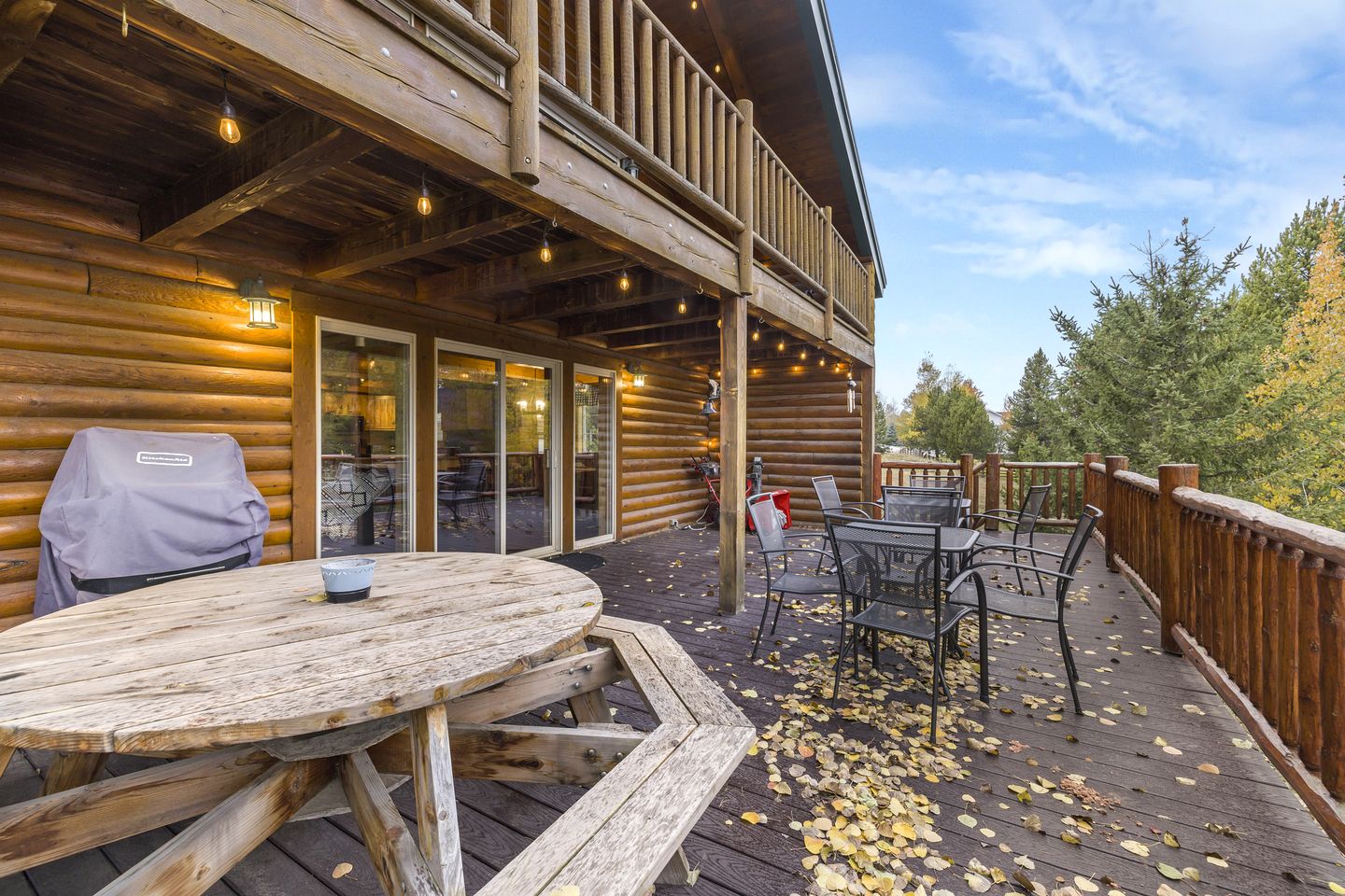 Cabins (United States of America, Island Park, Idaho)
