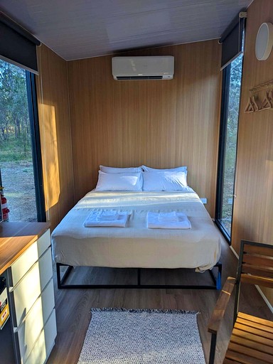 Tiny Houses (Australia, Howard, Queensland)