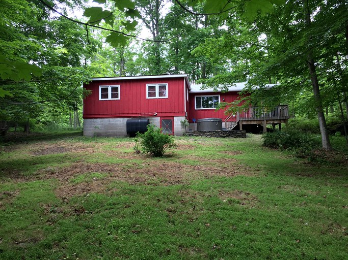 Cabins (Woodstock, New York, United States)