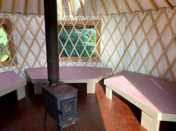 Yurts (Ninilchik, Alaska, United States of America)