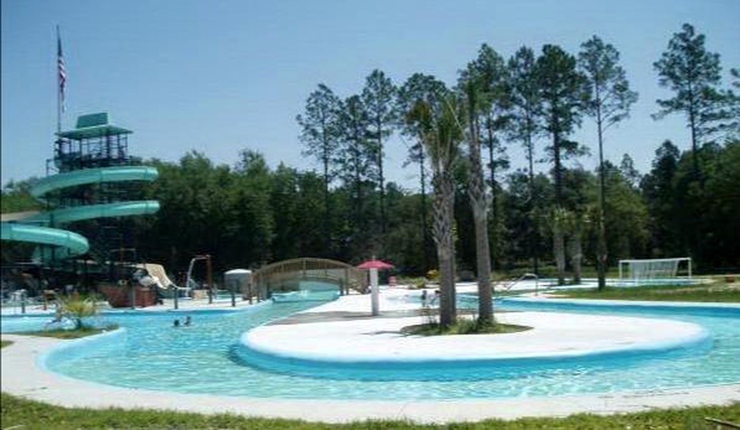 Cabins (Madison, Florida, United States)