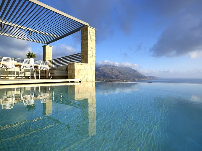 Villas (Kissamos, Crete, Greece)