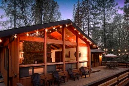 Best Places to Go for Christmas 2019: Lake Tahoe