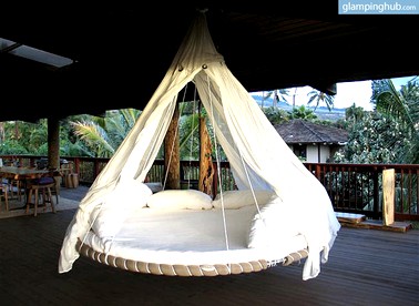 Floating Bed