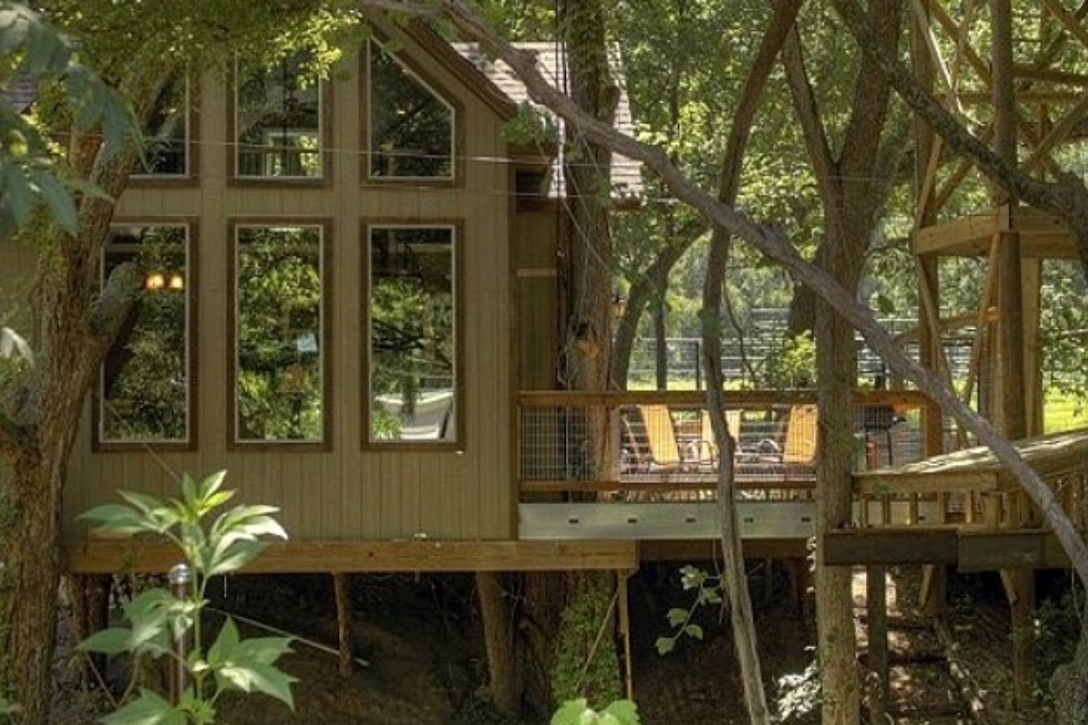 Budget-Friendly Tree-Houses in Texas