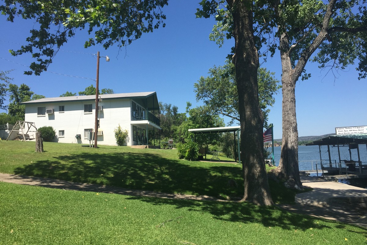 Glamping on a Budget near Austin