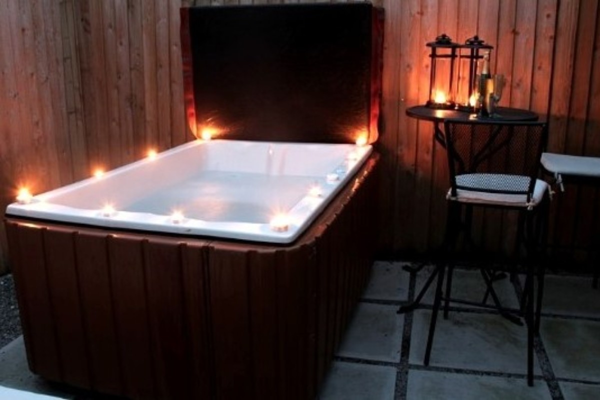 Glamping with Hot Tubs in Wales