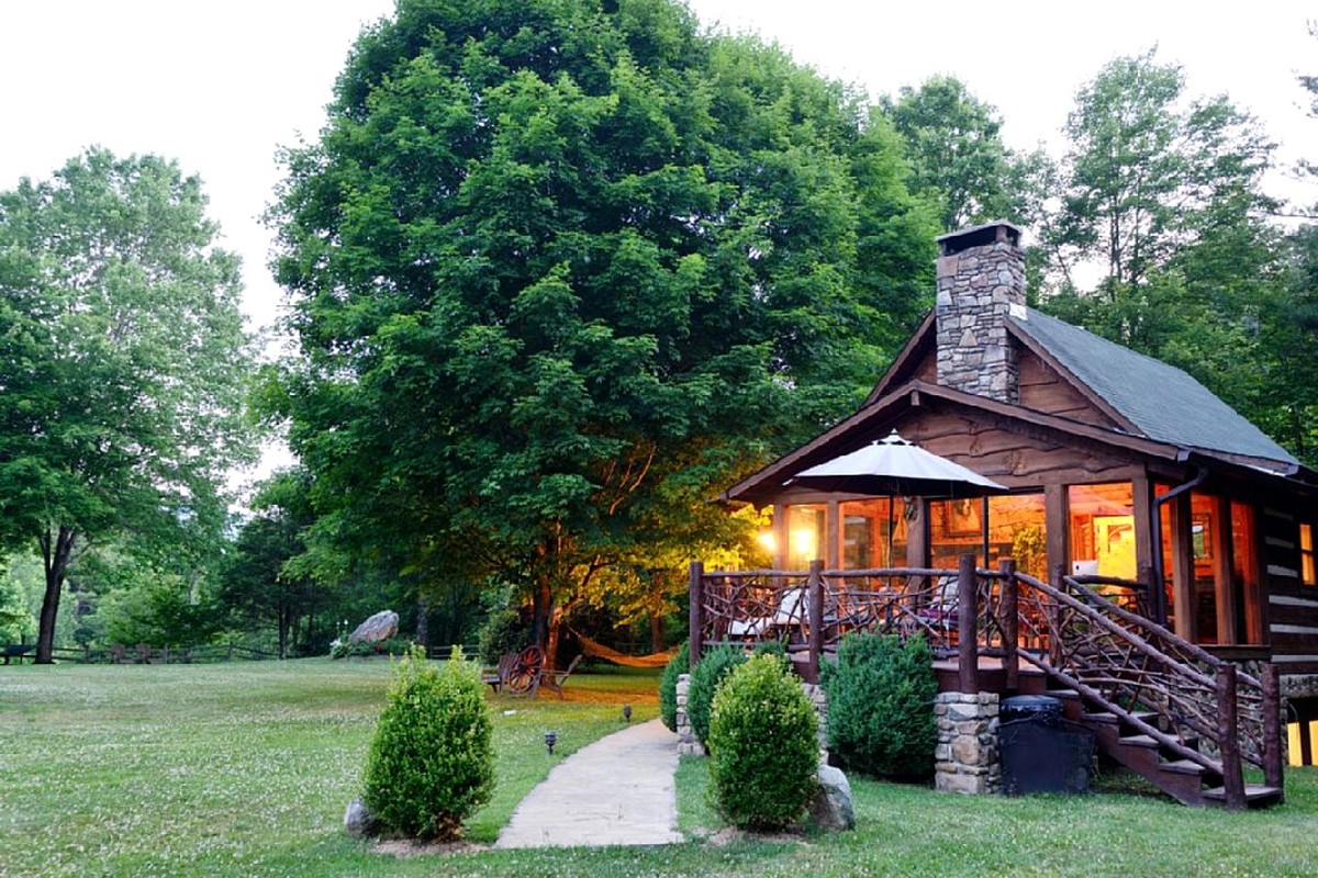 Secluded Fall Getaways in North Carolina