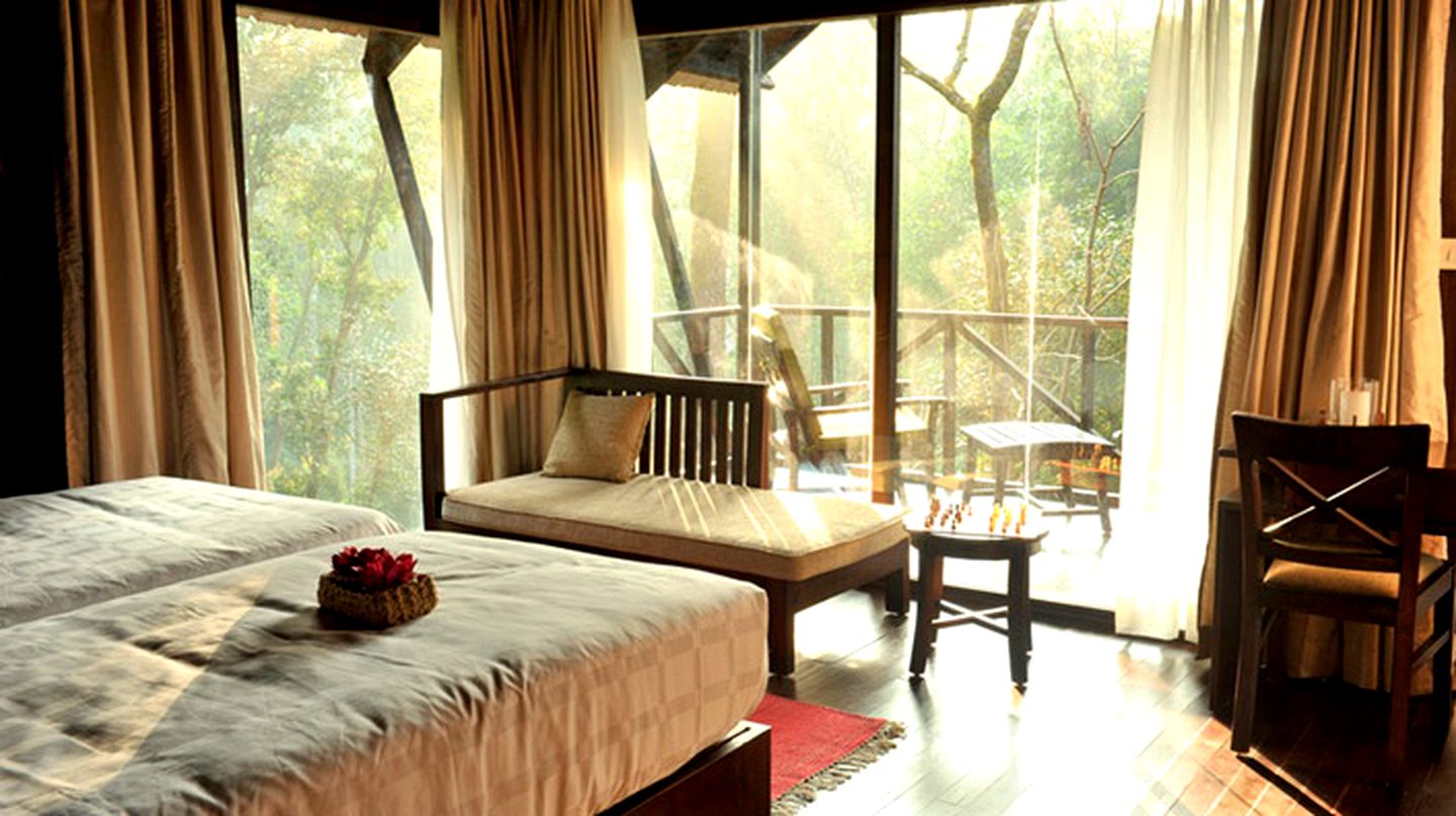 Romantic Elevated Cottages for Couples near Madikeri in Southern India