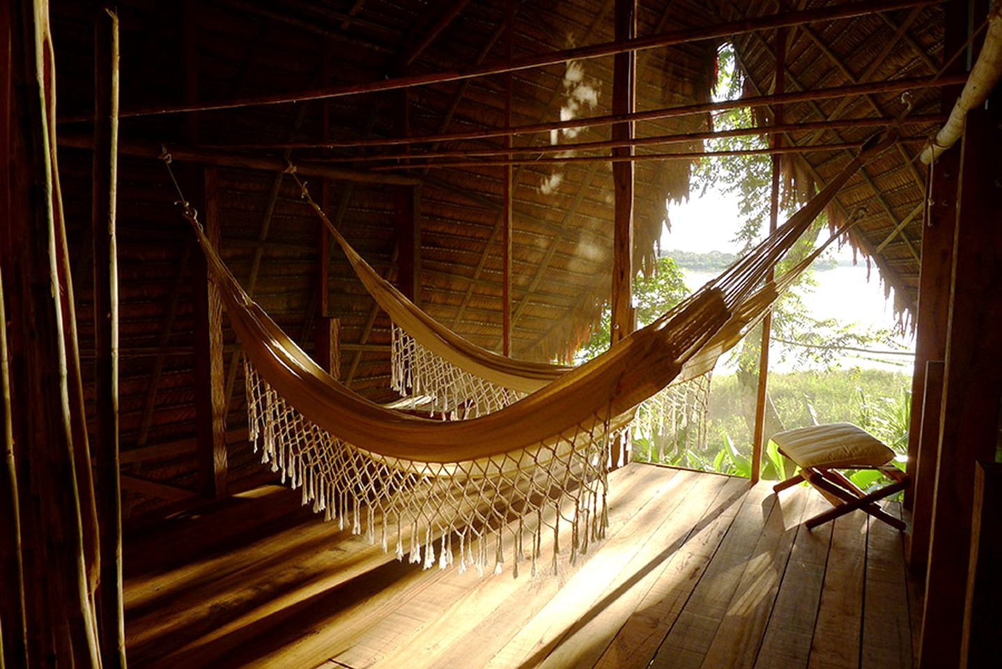 Stunning Open-Air Bungalow Rentals in the Colombian Amazon