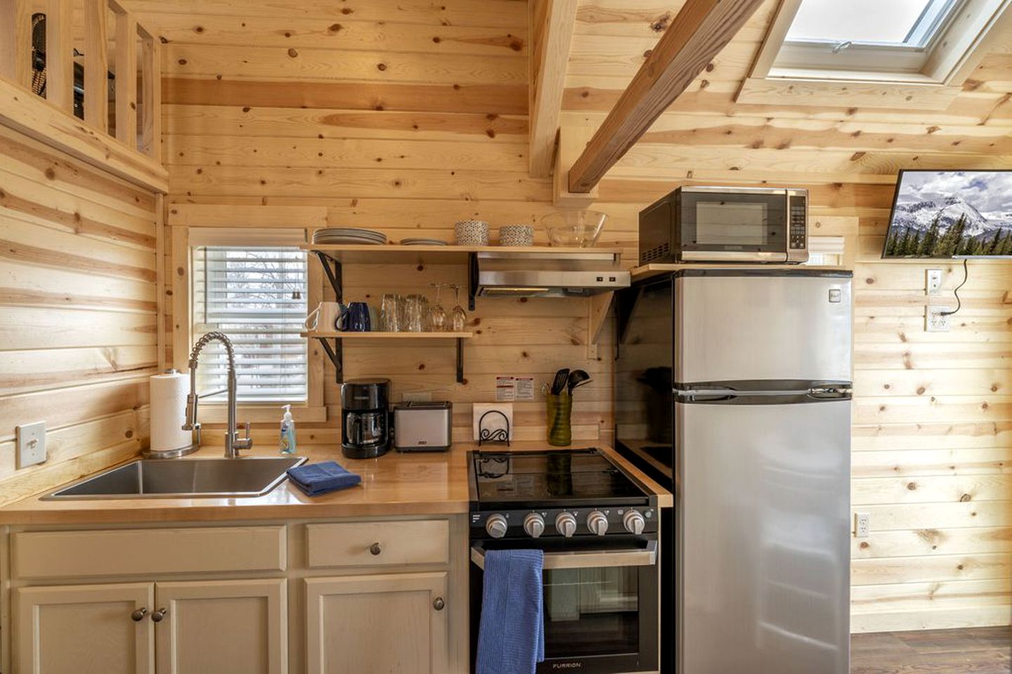 Tiny House Rental Fairplay, Colorado Glamping Hub