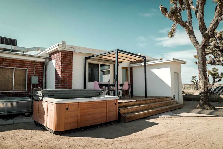 Villas (Yucca Valley, California, United States of America)