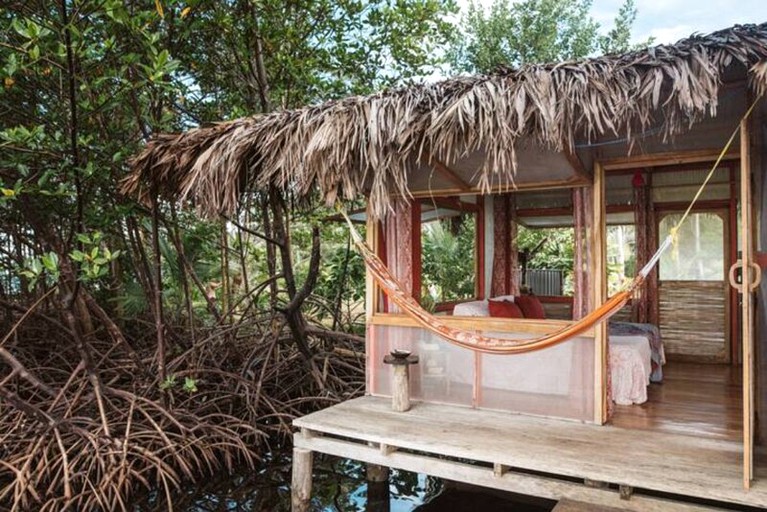 This lovely jungle cabin rental is perfect for a unique Panama vacation