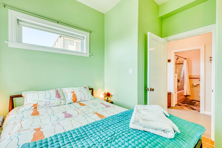 Cottages (Dillon Beach, California, United States)