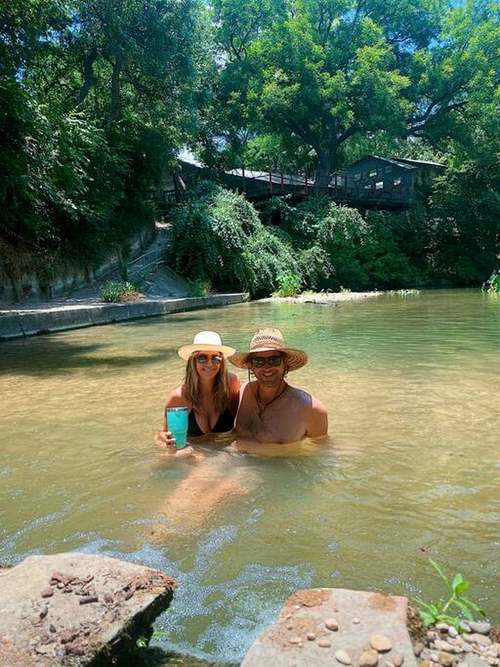 Deluxe Safari Tent Cabin with Creek Swimming, Fishing & Resort-Style Amenities in Marion, Texas