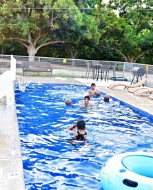 Son's Rio Cibolo Deluxe Safari Cabin photo 3