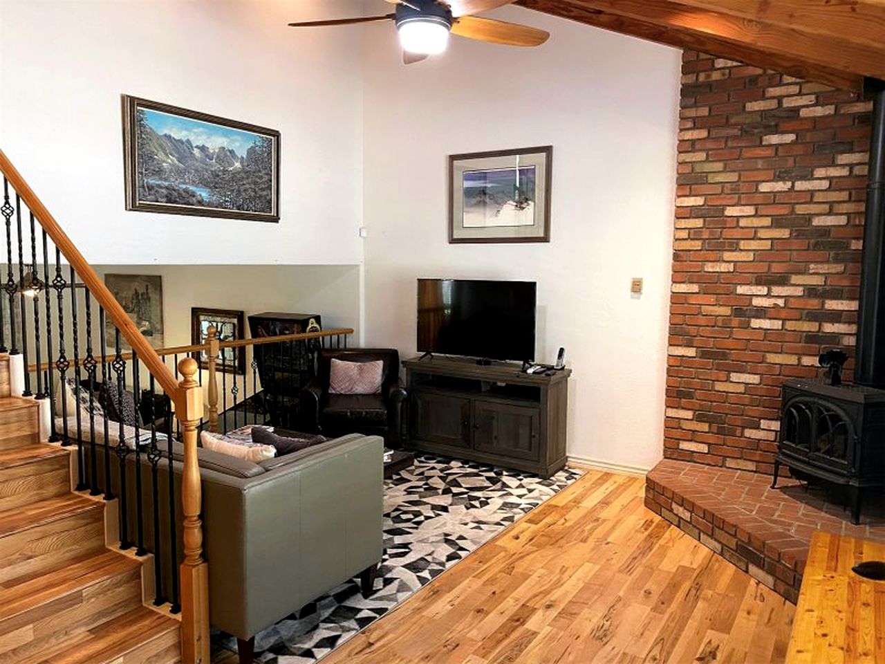 Beautiful Prescott Cabin Rental with a Hot Tub