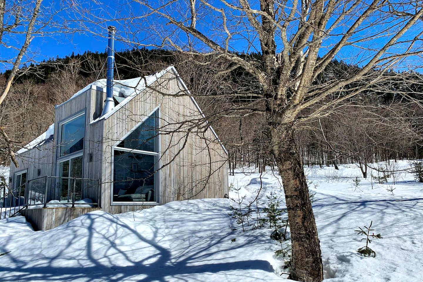 Scandinavian-Inspired Quebec Cabin Perfect for Glamping, Canada