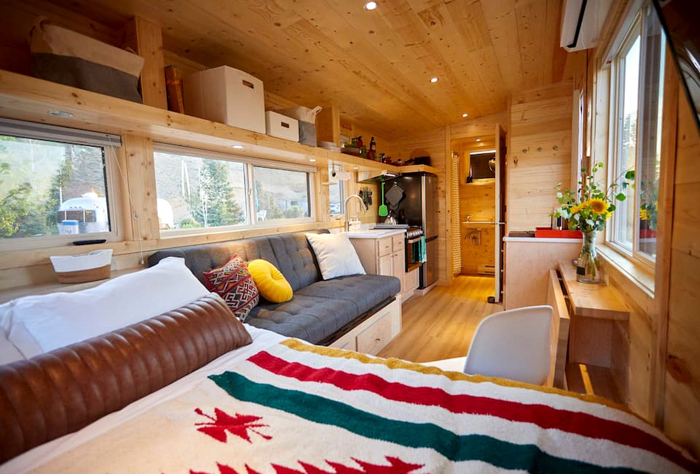 Rainbow Tiny Home with View & Hot Tub near Hot Springs, El Prado, NM