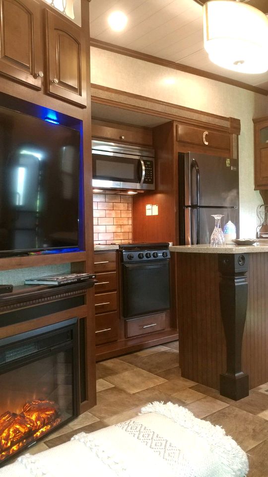 Spacious Caravan Rental for a Unique Vacation in Tennessee