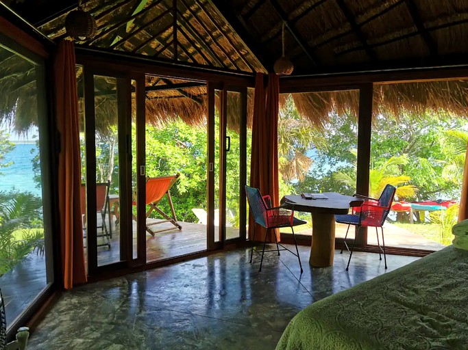 Huts (Bacalar, Quintana Roo, Mexico)