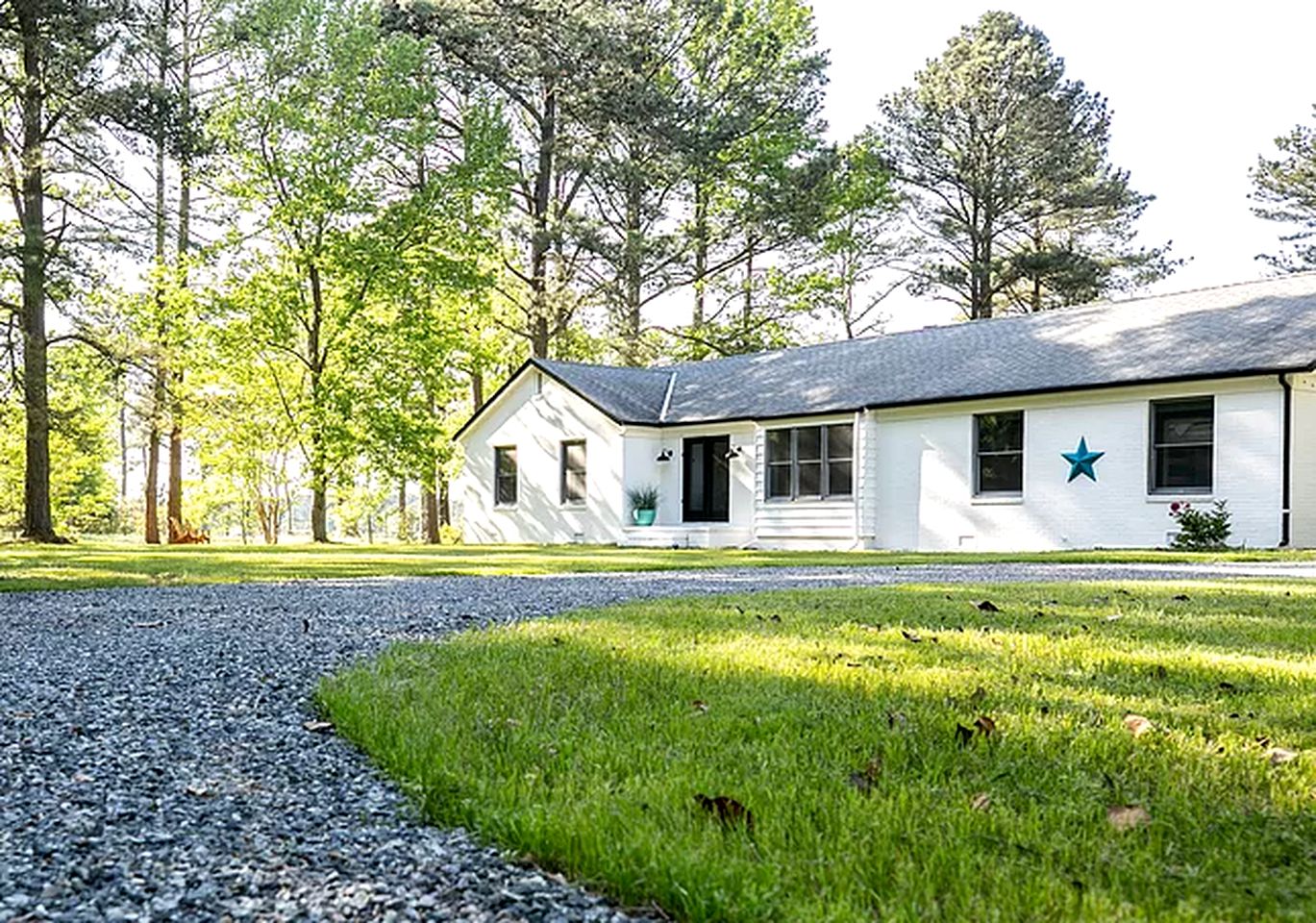 Charming Cabin Rental Nestled in a Secluded Cove for a Chesapeake Bay Getaway