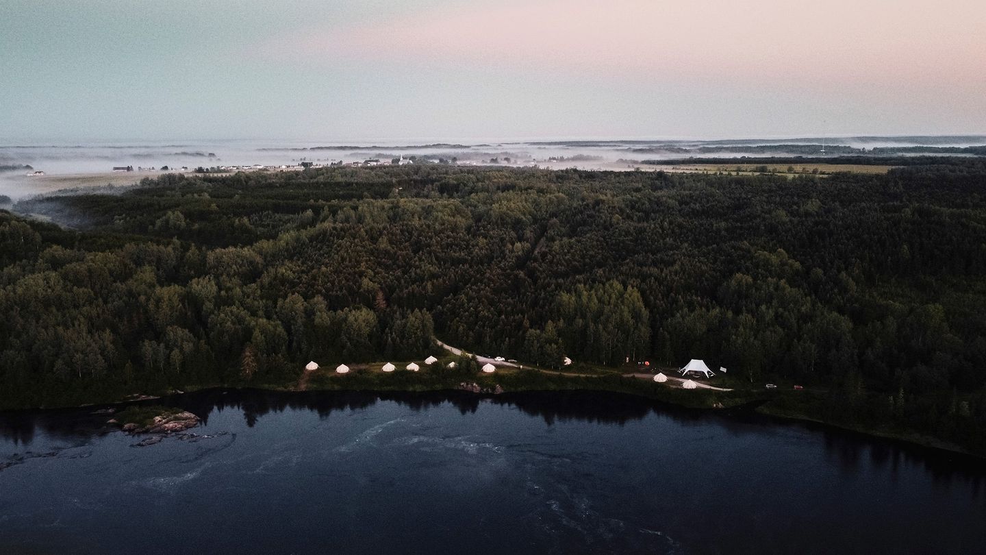 Luxury Glamping Tent near Amqui Ideal for a Romantic Getaway in Quebec