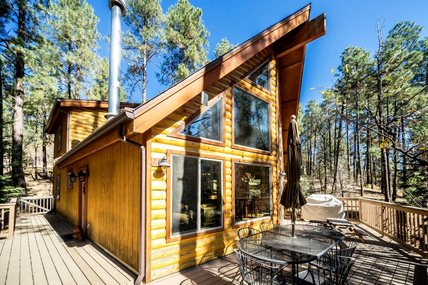 Upscale Prescott Cabin for a Family Vacation in Arizona