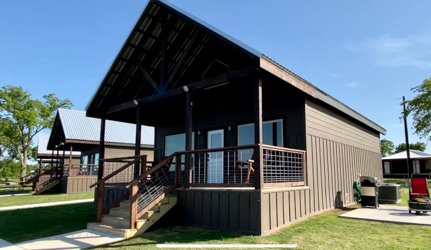 Cabin Rental Weekend Getaway from Dallas Glamping Hub