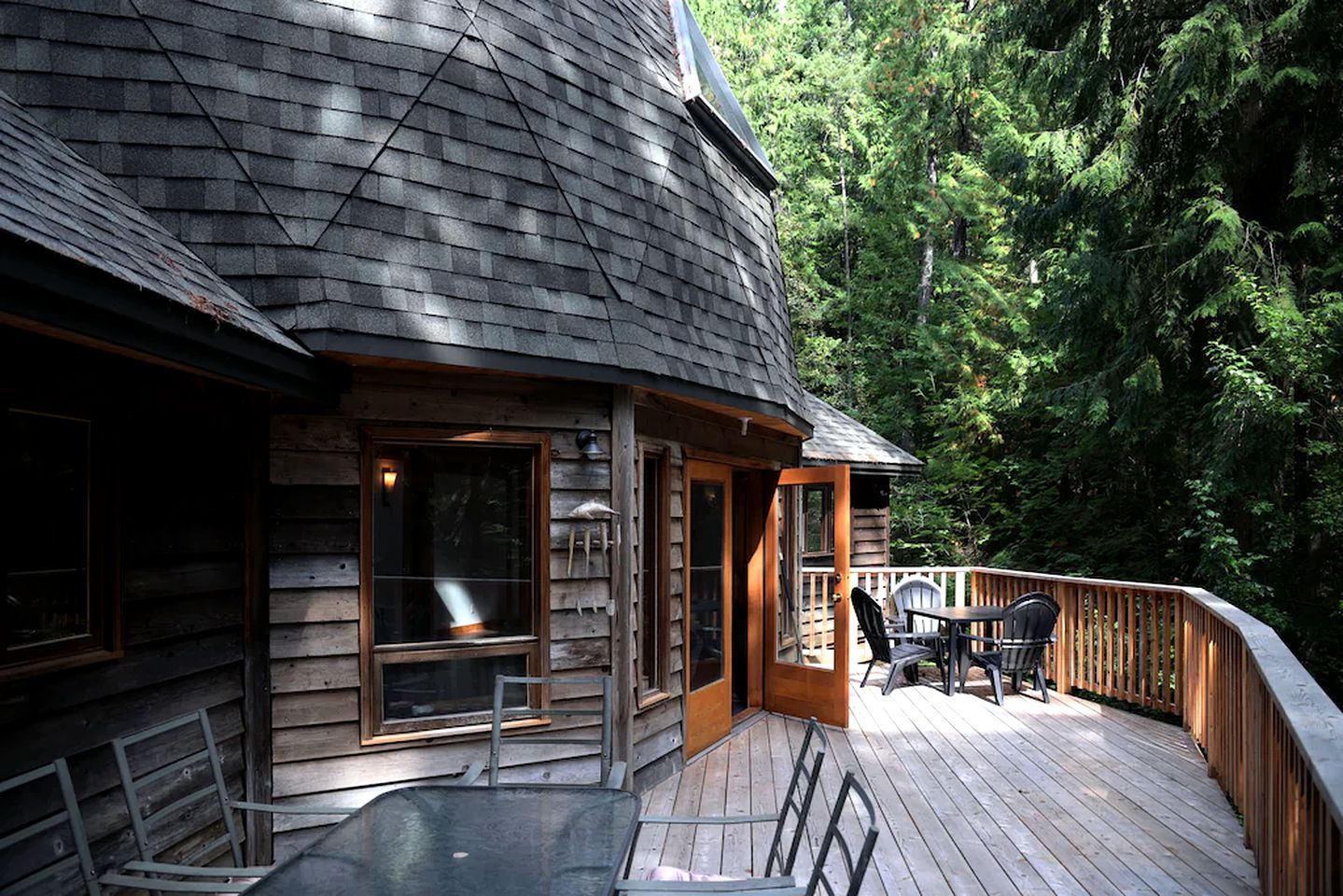 Beautiful Nelson Accommodation for Deluxe Canada Glamping