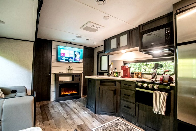 Luxury caravan is the right option for hiking trails in Pennsylvania