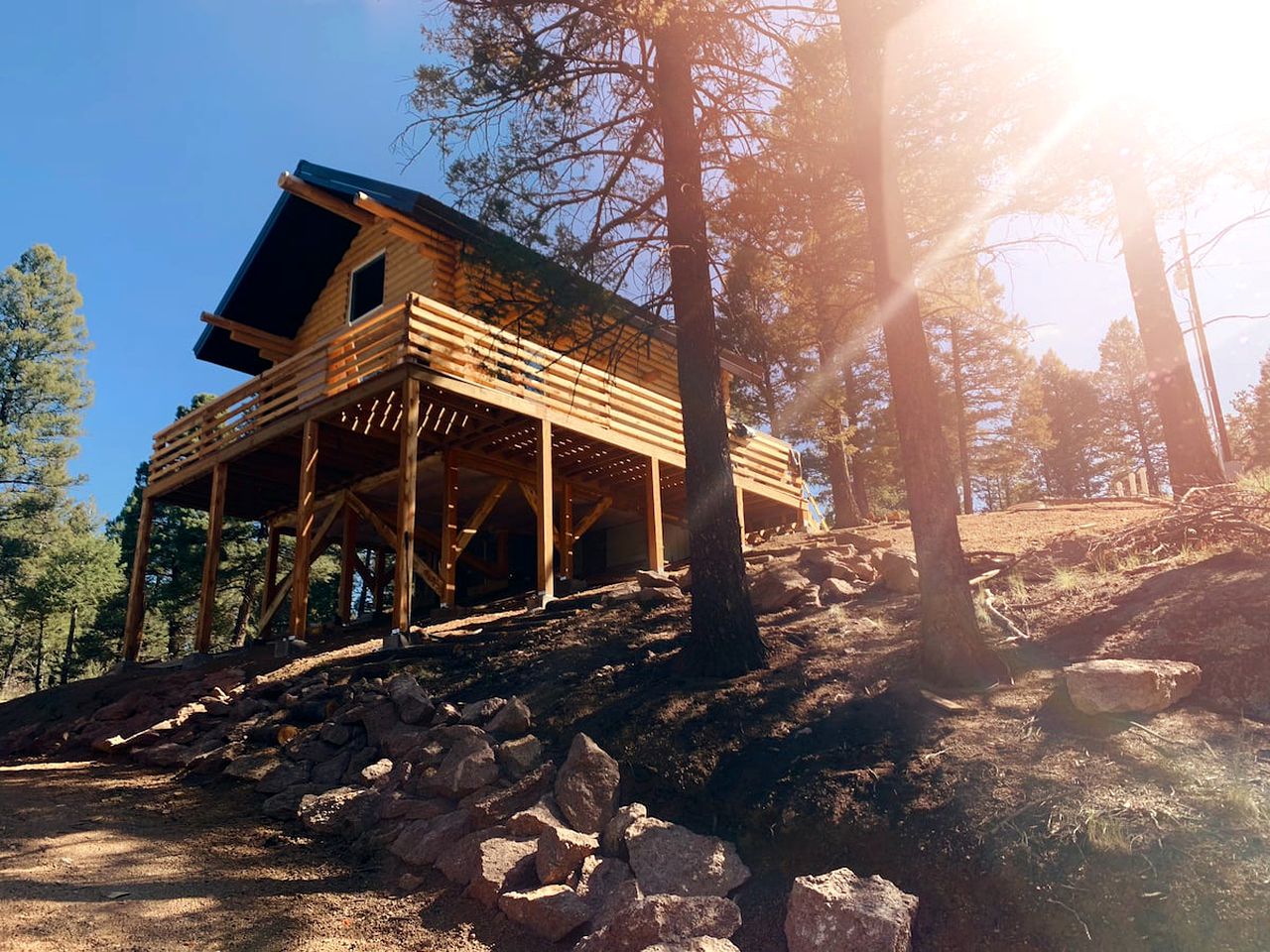 Mountain cabins near Colorado Springs are what guests need for a weekend in nature