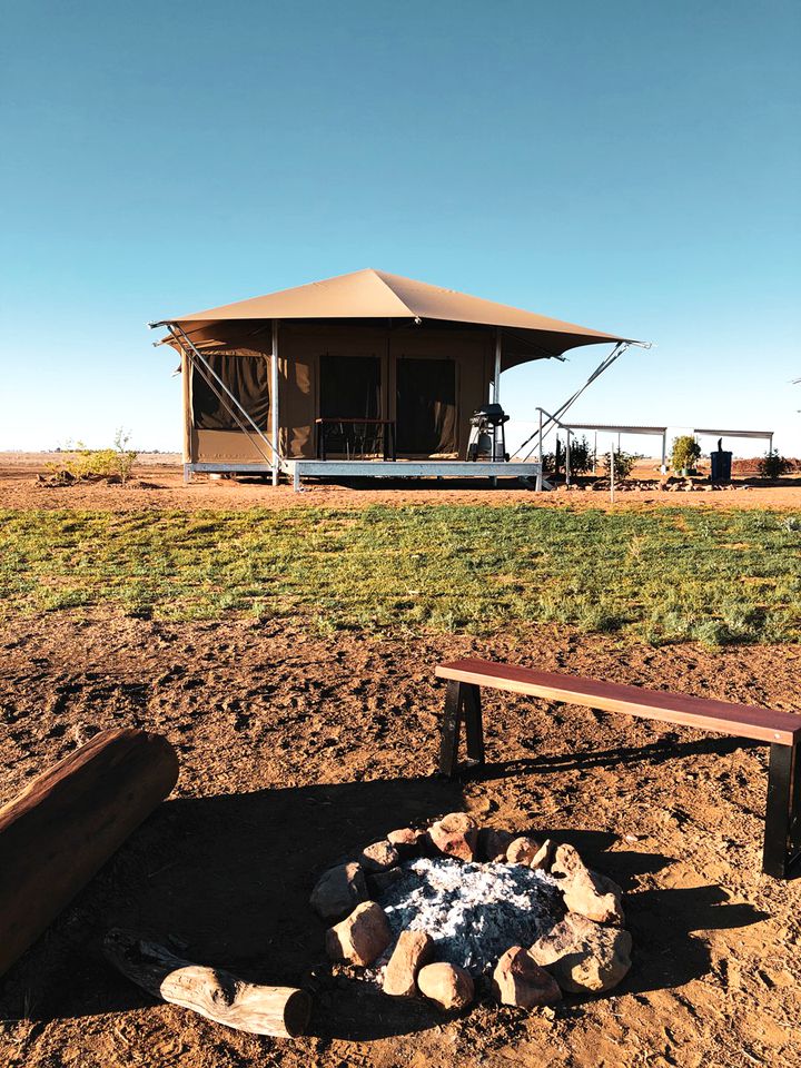 Mitchell Grass Retreat, Safari Tents 64383, Longreach, Australia