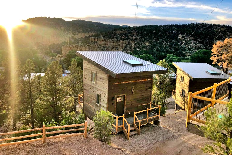 Cabins (Orderville, Utah, United States)