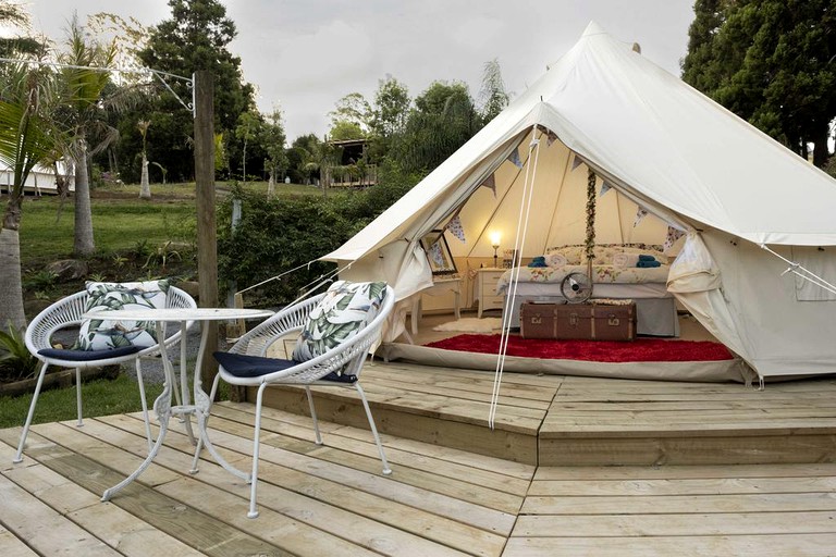 Lovely bell tent rental that's ideal for North Island romantic getaways