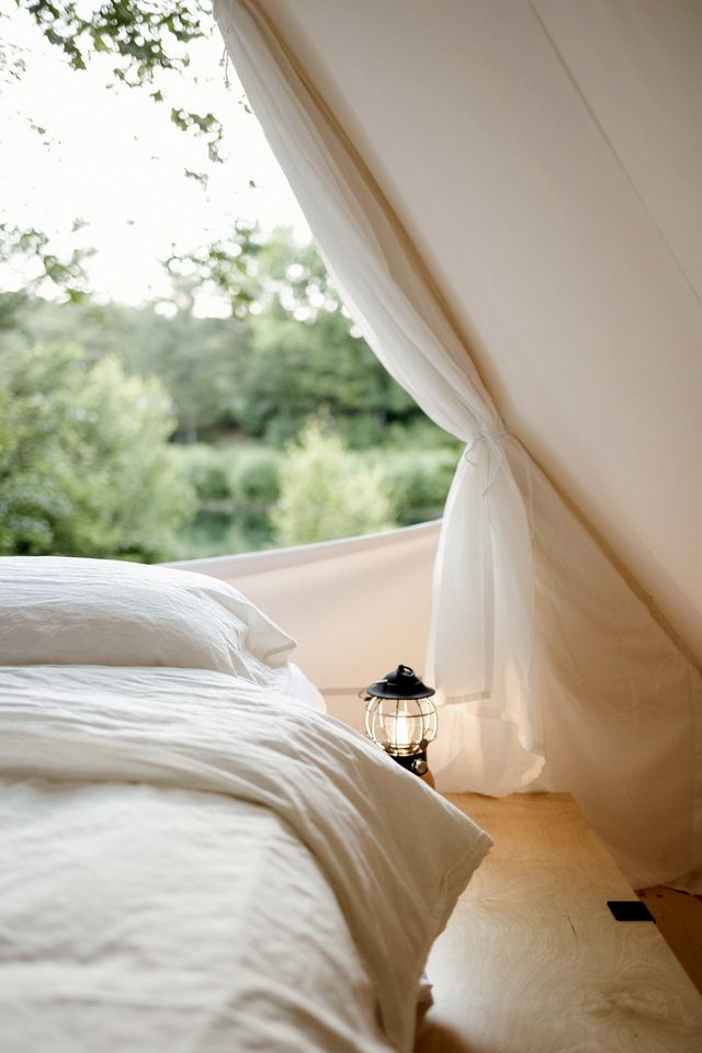 Beautiful A-frame Safari Tent Surrounded by Trees in North Woodstock, New Hampshire